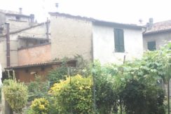 Abitazione indipendente da ristrutturare a Tredozio