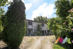 Un angolo di Paradiso con ampio giardino
