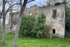 Rustico da ristrutturare con terreno a Modigliana