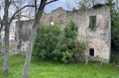 Rustico da ristrutturare con terreno a Modigliana